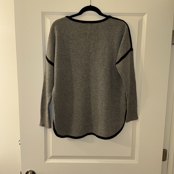 J. Crew 100% Wool Sweater - Picture 2 of 8